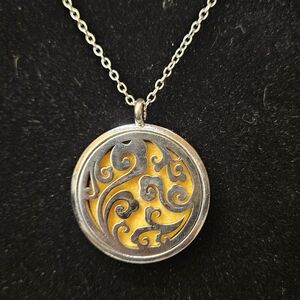 Aromatherapy Elegant Silver and Yellow Pendant Necklace
